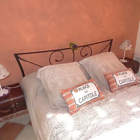L'escale De La Pradelle Bed and Breakfast Montgiscard