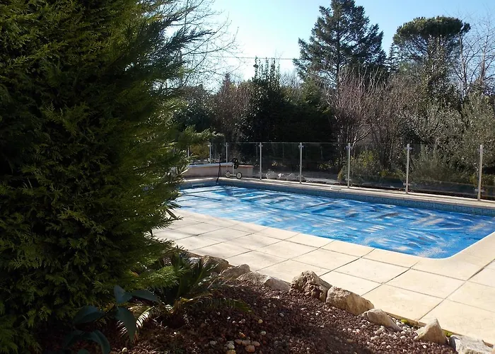 L'escale De La Pradelle Frühstückspension Montgiscard