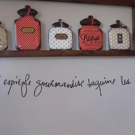 L'escale De La Pradelle Bed & Breakfast